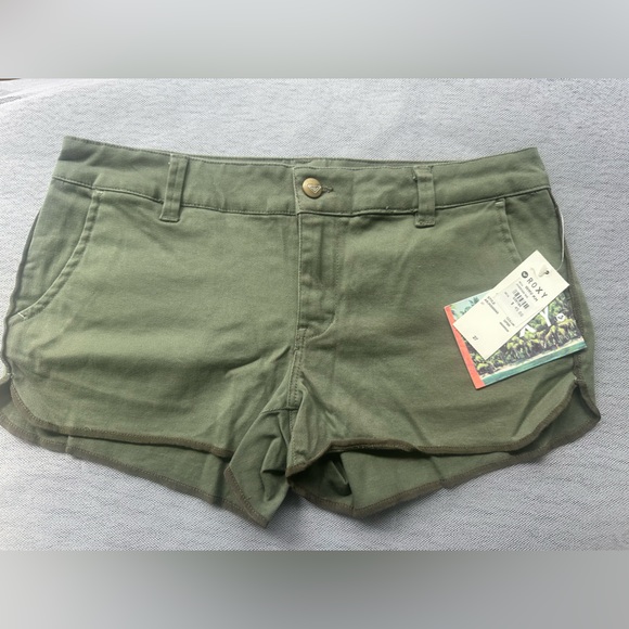 Roxy Pants - Roxy Khaki Shorts